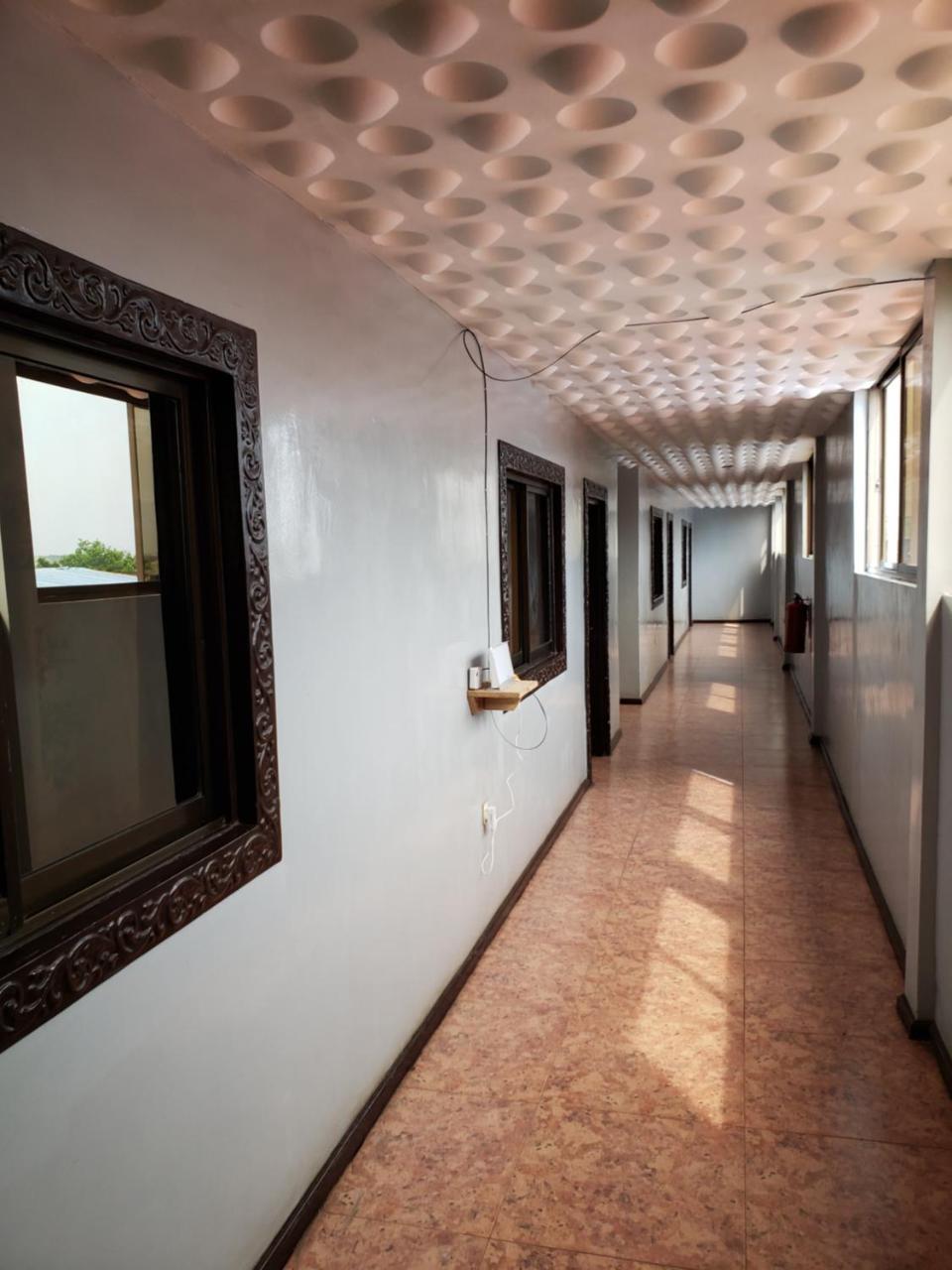 Global Summer Hotel Accra Ngoại thất bức ảnh