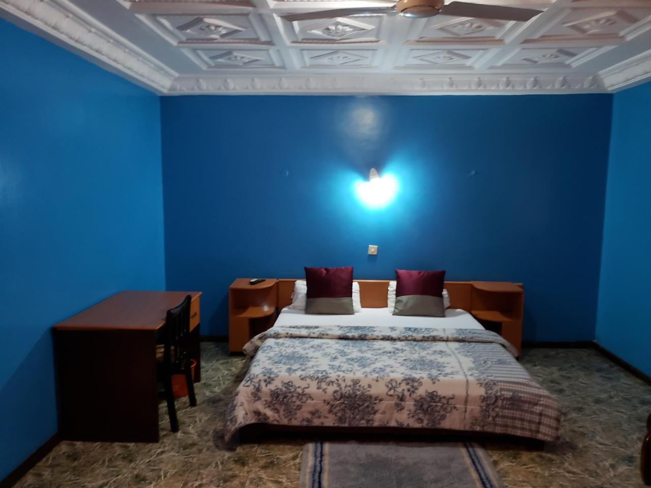Global Summer Hotel Accra Ngoại thất bức ảnh